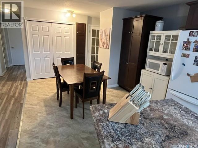 206 3rd AVENUE W - 6