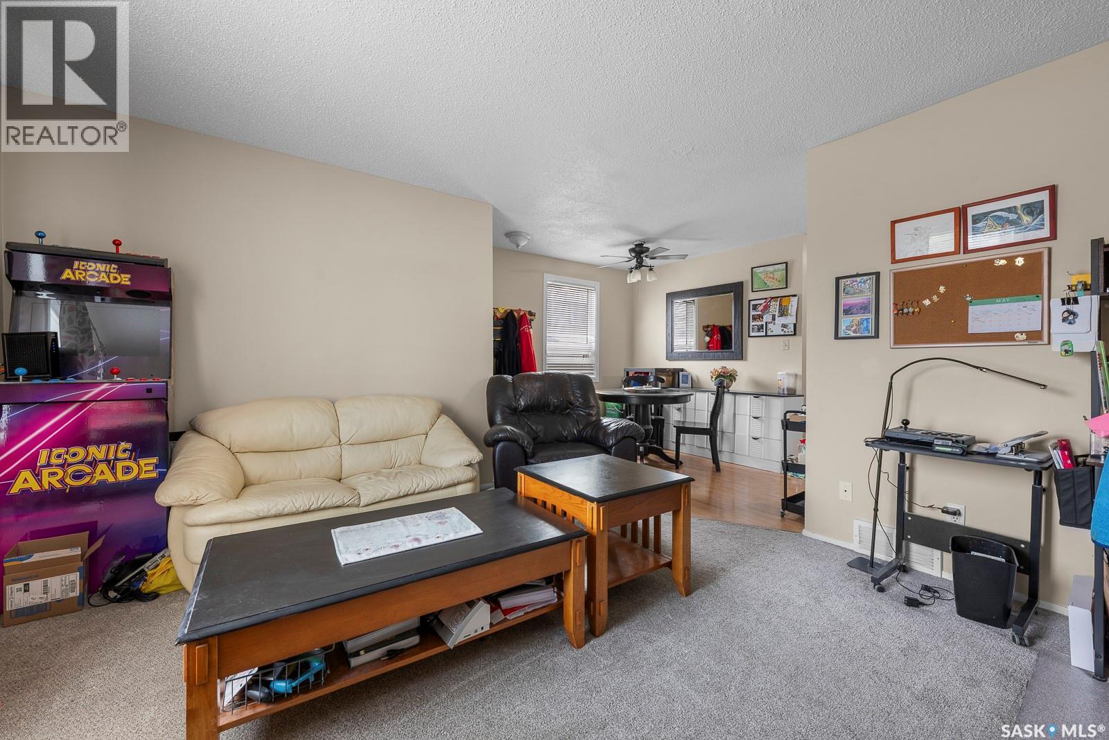 440 LORNE STREET - 5