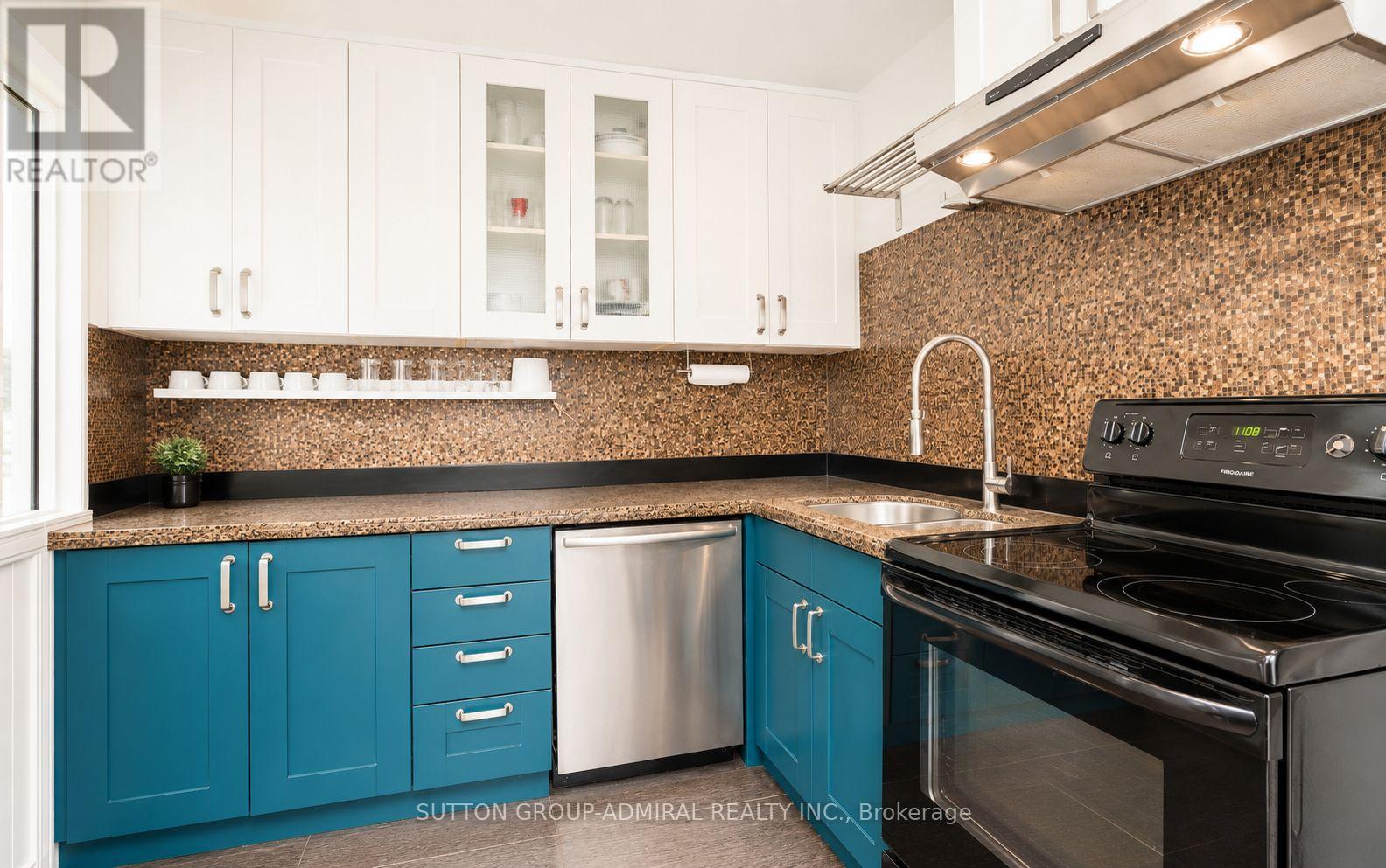 41 ATHABASKA AVENUE - 10