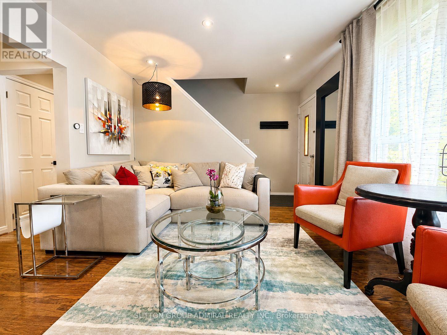 41 ATHABASKA AVENUE - 4