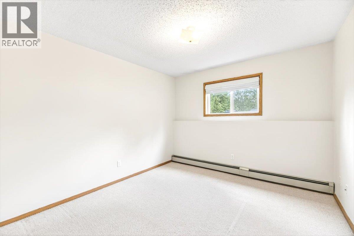 #104 65 COKATO Road - 14