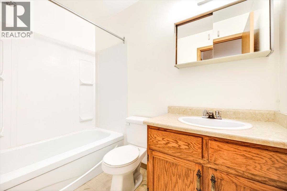 #104 65 COKATO Road - 17