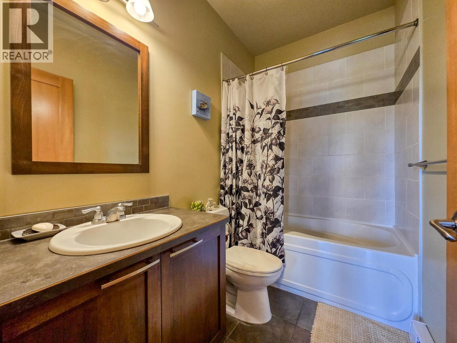 #201 905 7th Avenue - 17