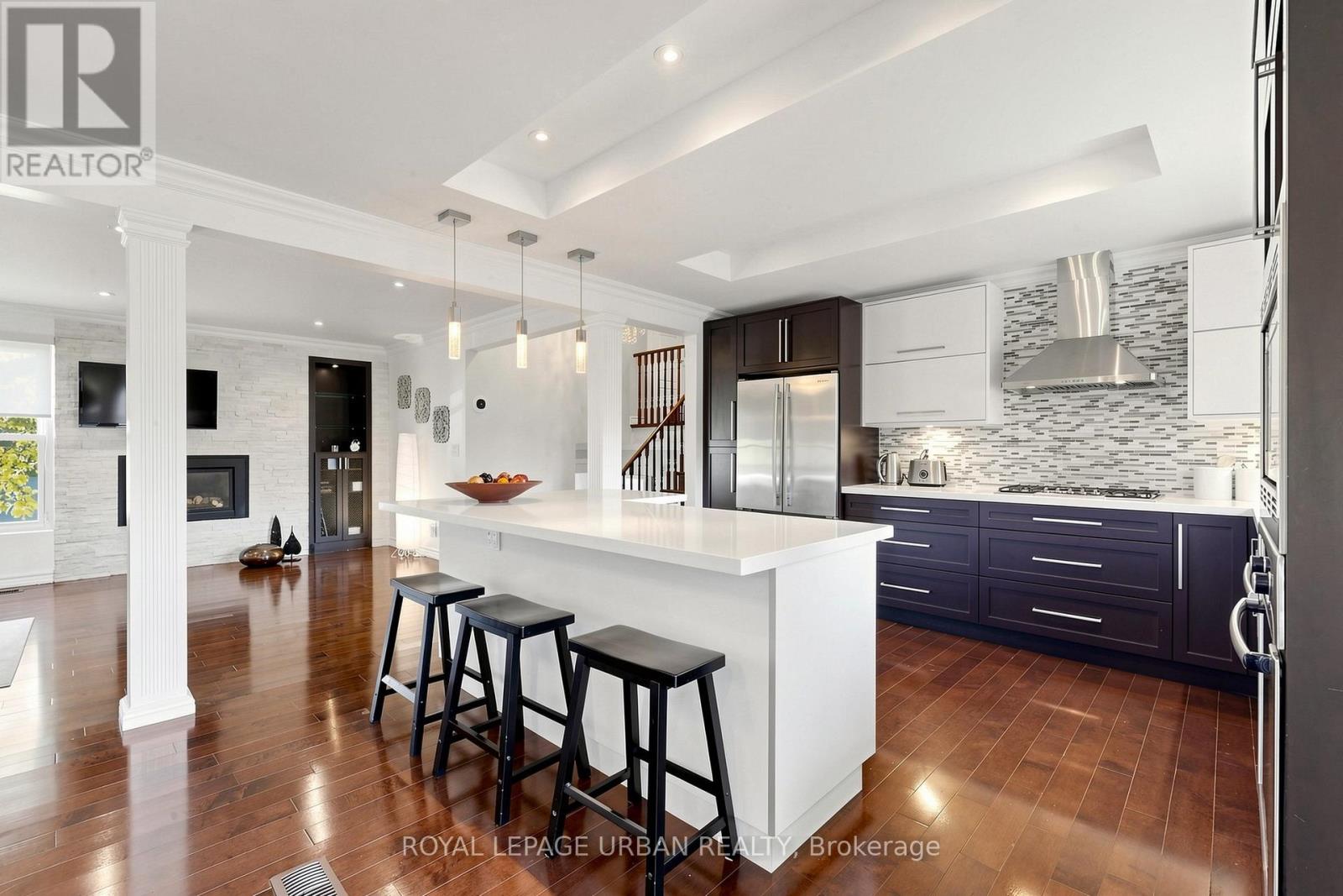 11 CARONRIDGE CRESCENT - 9