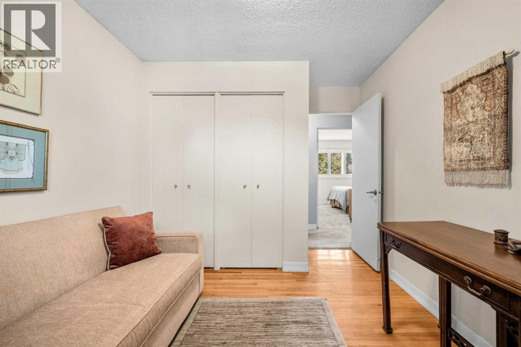 32 Lake Crimson Close SE - 23