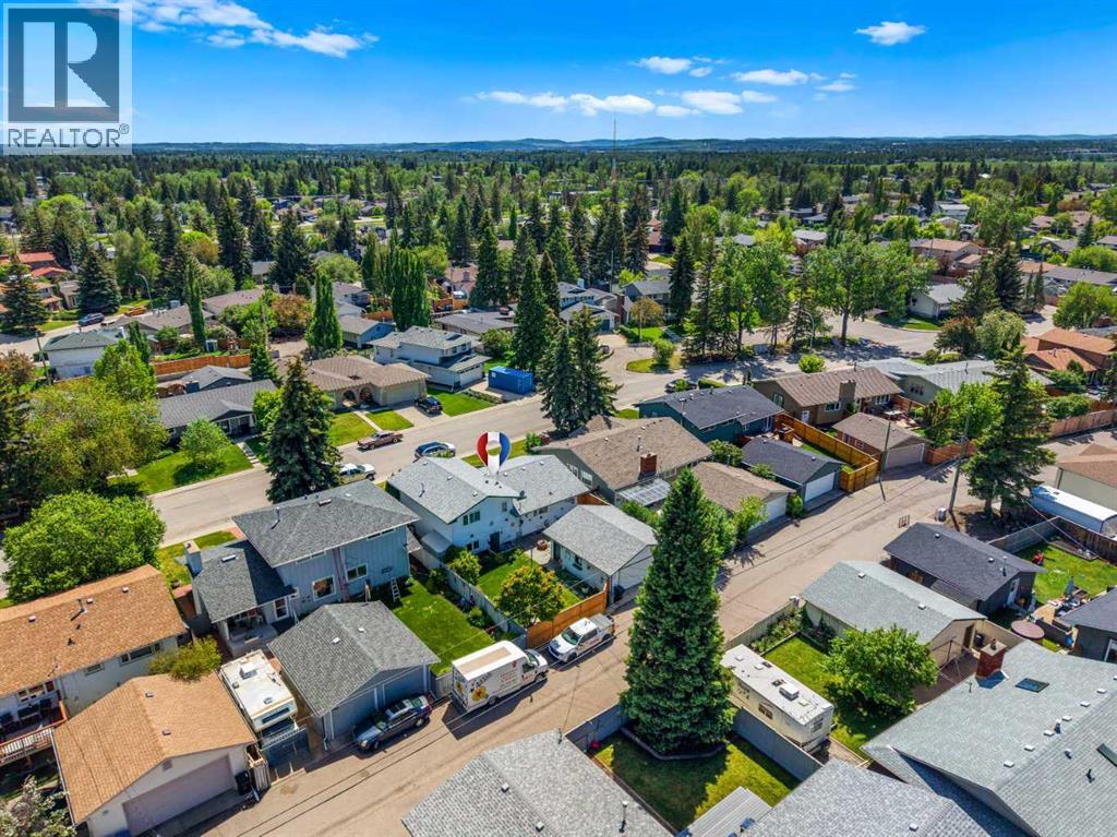 32 Lake Crimson Close SE - 41