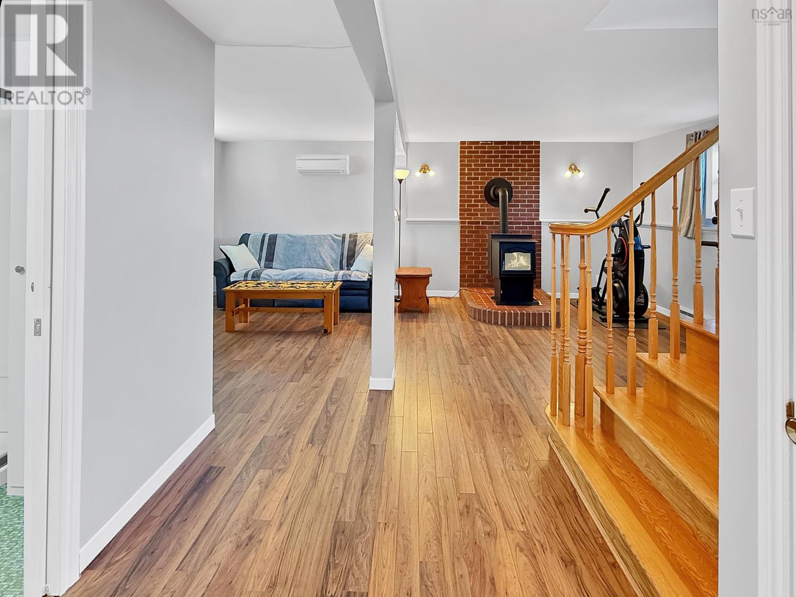 31 Fourth Street - 22