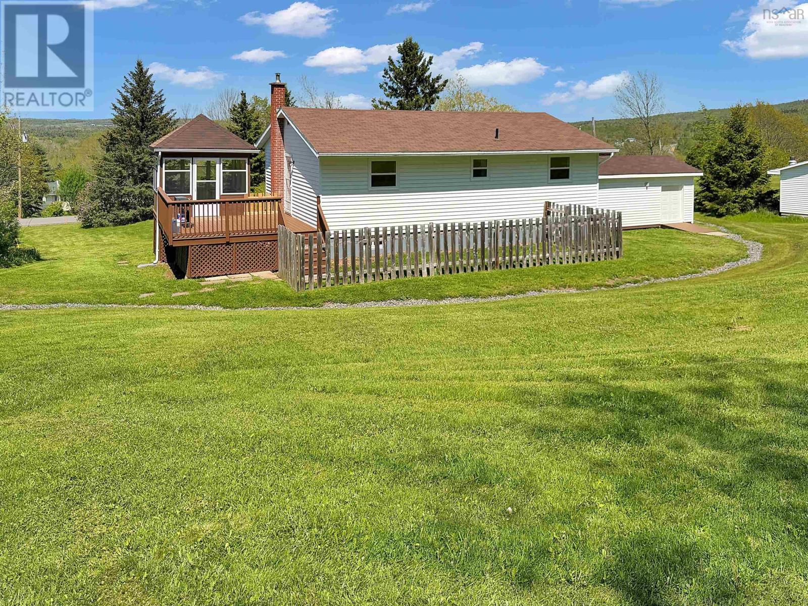 Property 34 of 42 of 31 Fourth Street