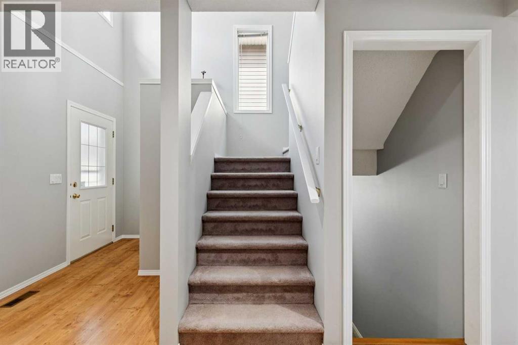 18 Bridlewood Way SW - 15