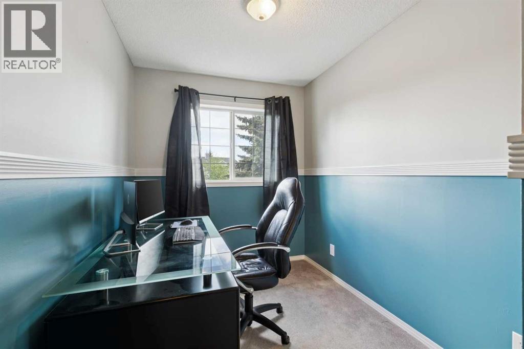 18 Bridlewood Way SW - 21