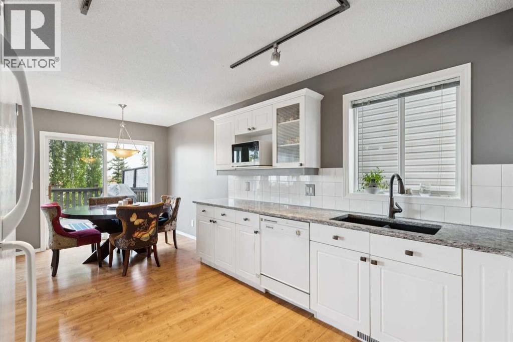 18 Bridlewood Way SW - 6