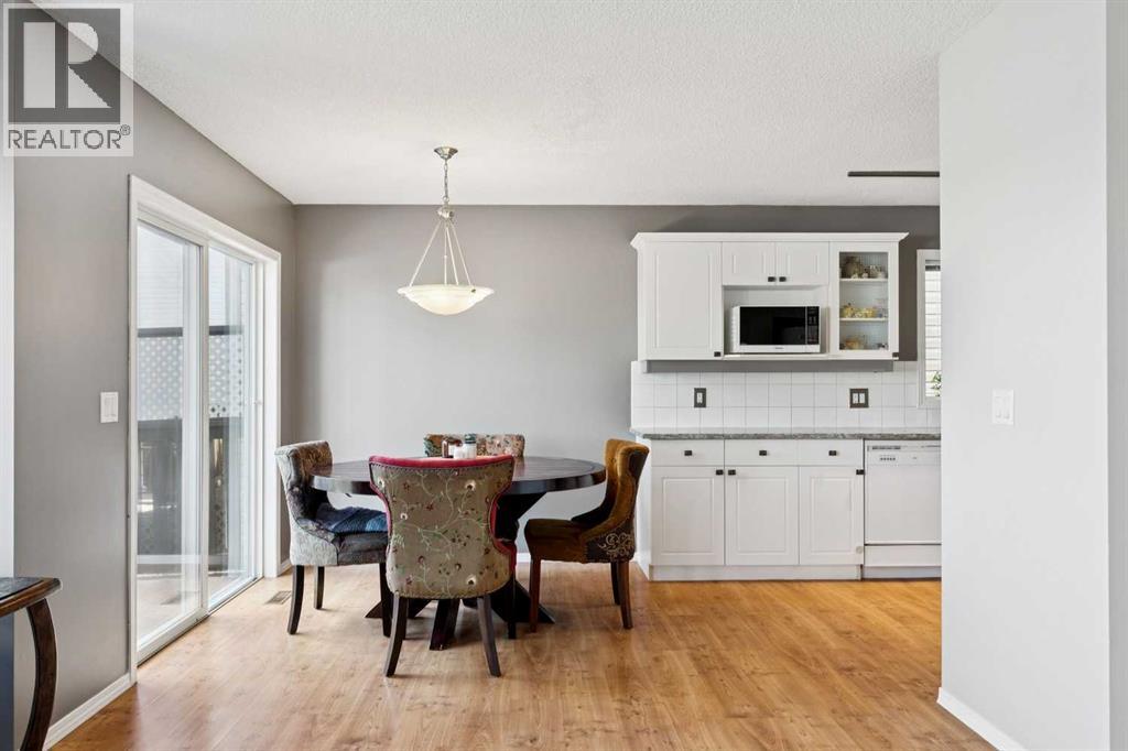 18 Bridlewood Way SW - 7