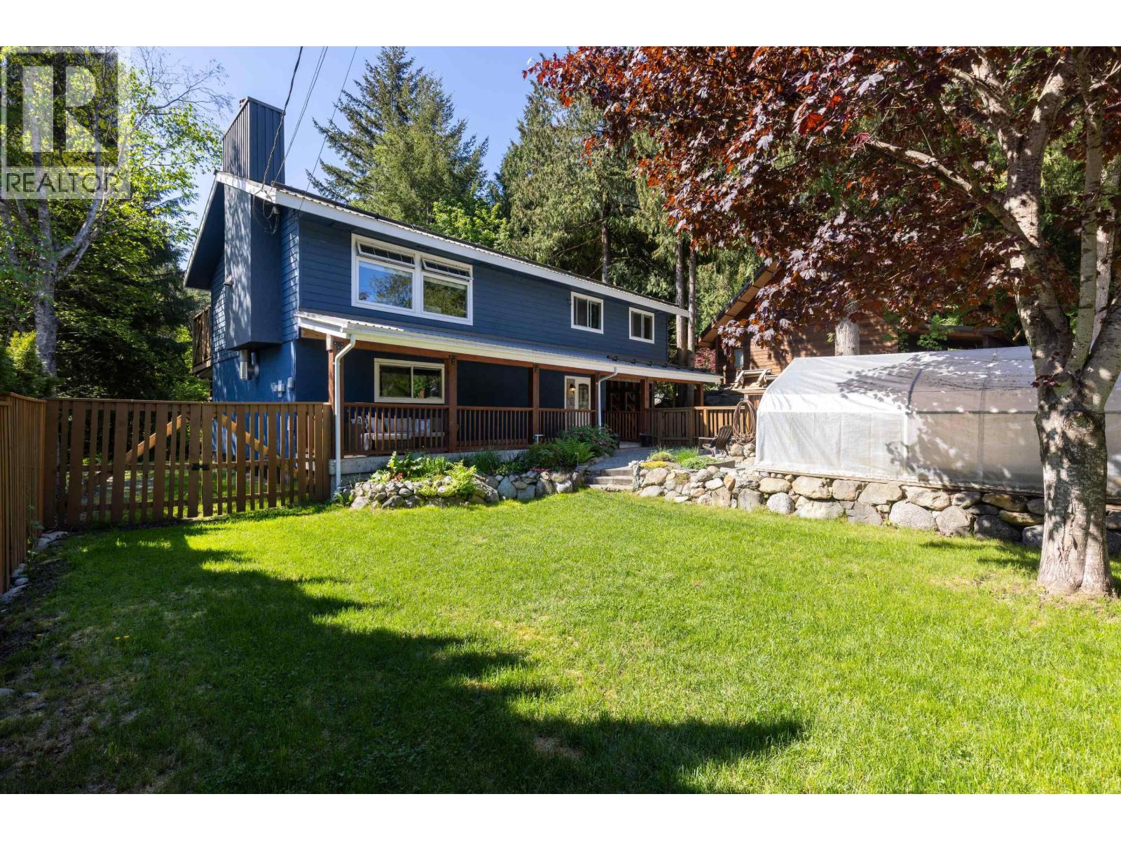 1350 FERNWOOD DRIVE