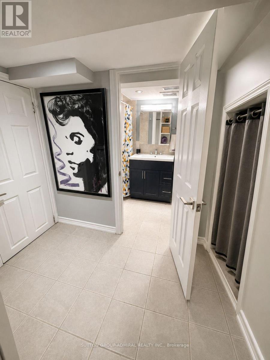 41 ATHABASKA AVENUE - 38