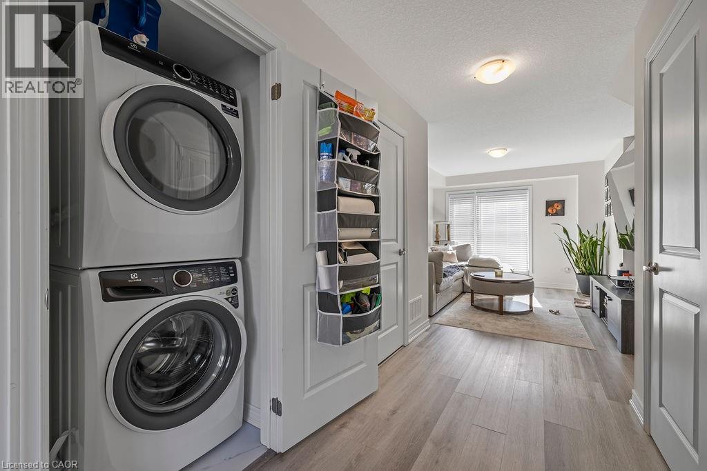 40 RADISON Lane - 16