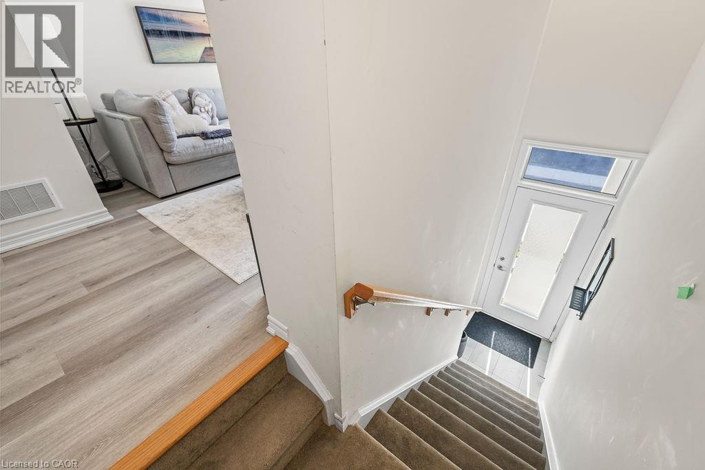 40 RADISON Lane - 6