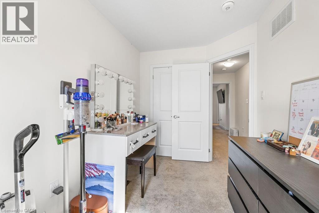 40 RADISON Lane - 25