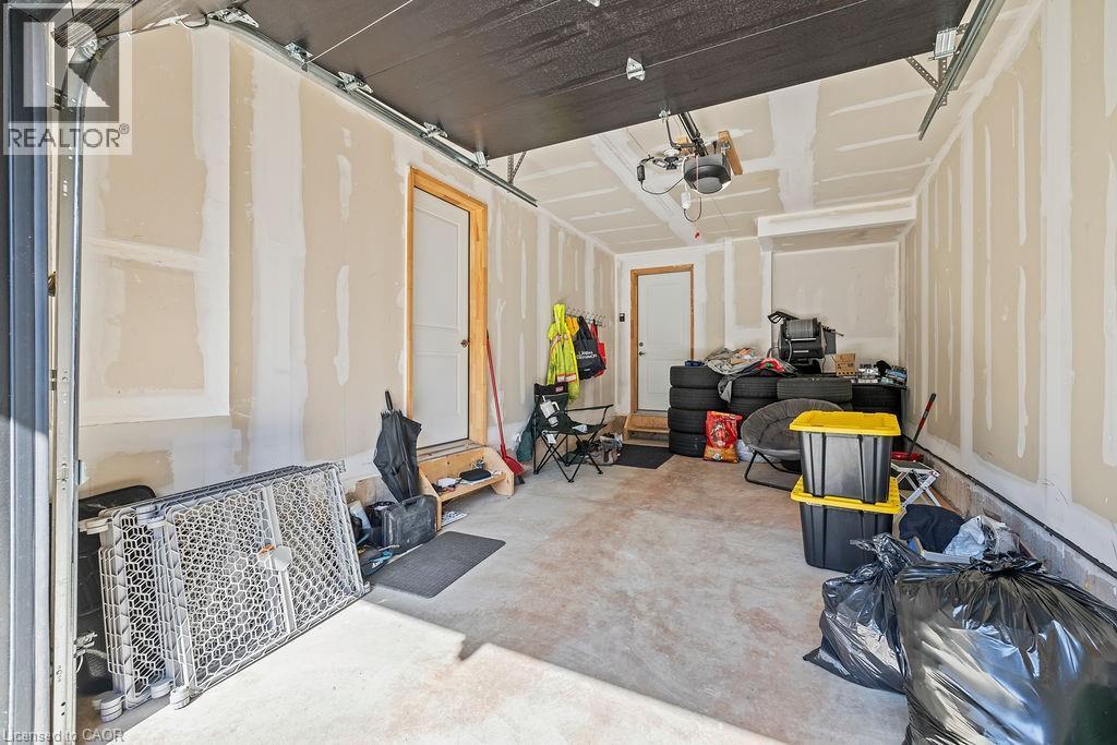 40 RADISON Lane - 28