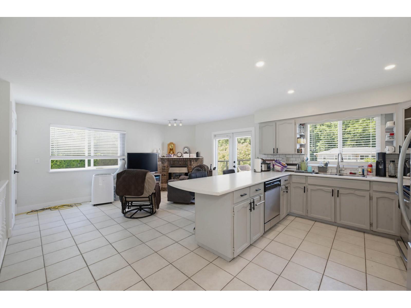 20989 95A AVENUE, Langley