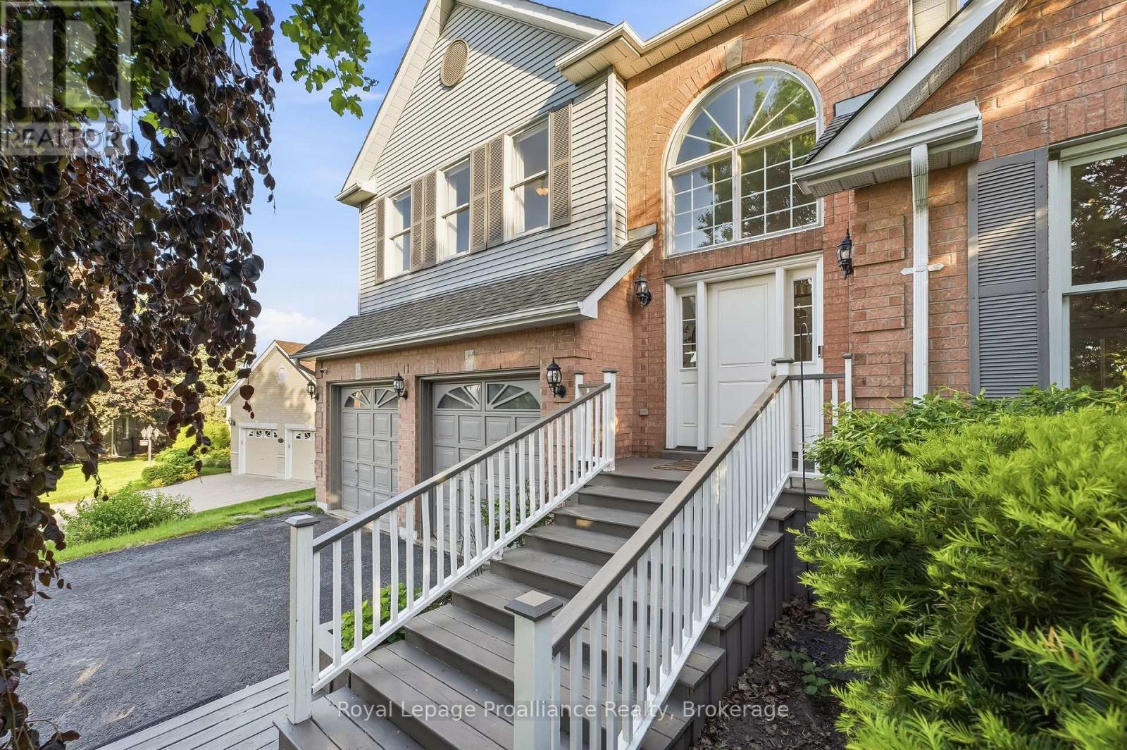11 GIBSON PLACE - 1