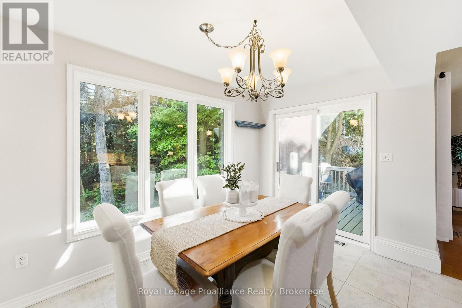 11 GIBSON PLACE - 16
