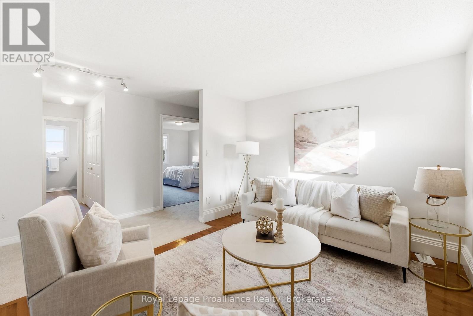 11 GIBSON PLACE - 33