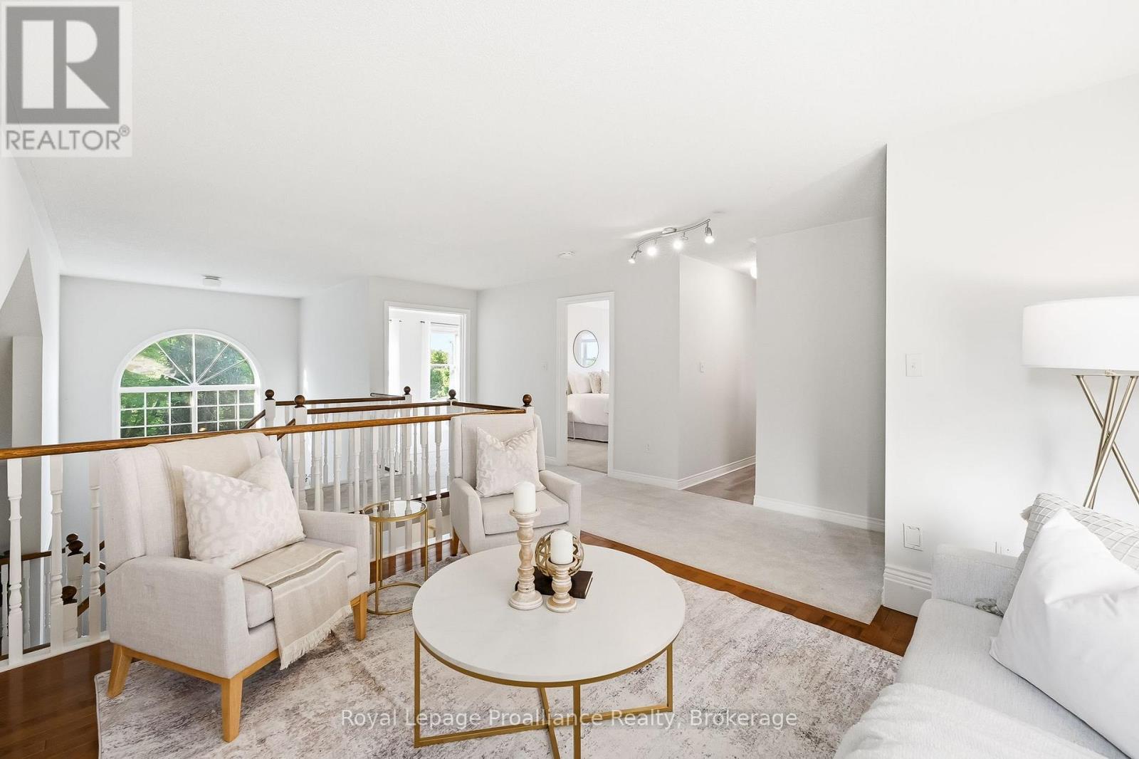 11 GIBSON PLACE - 34