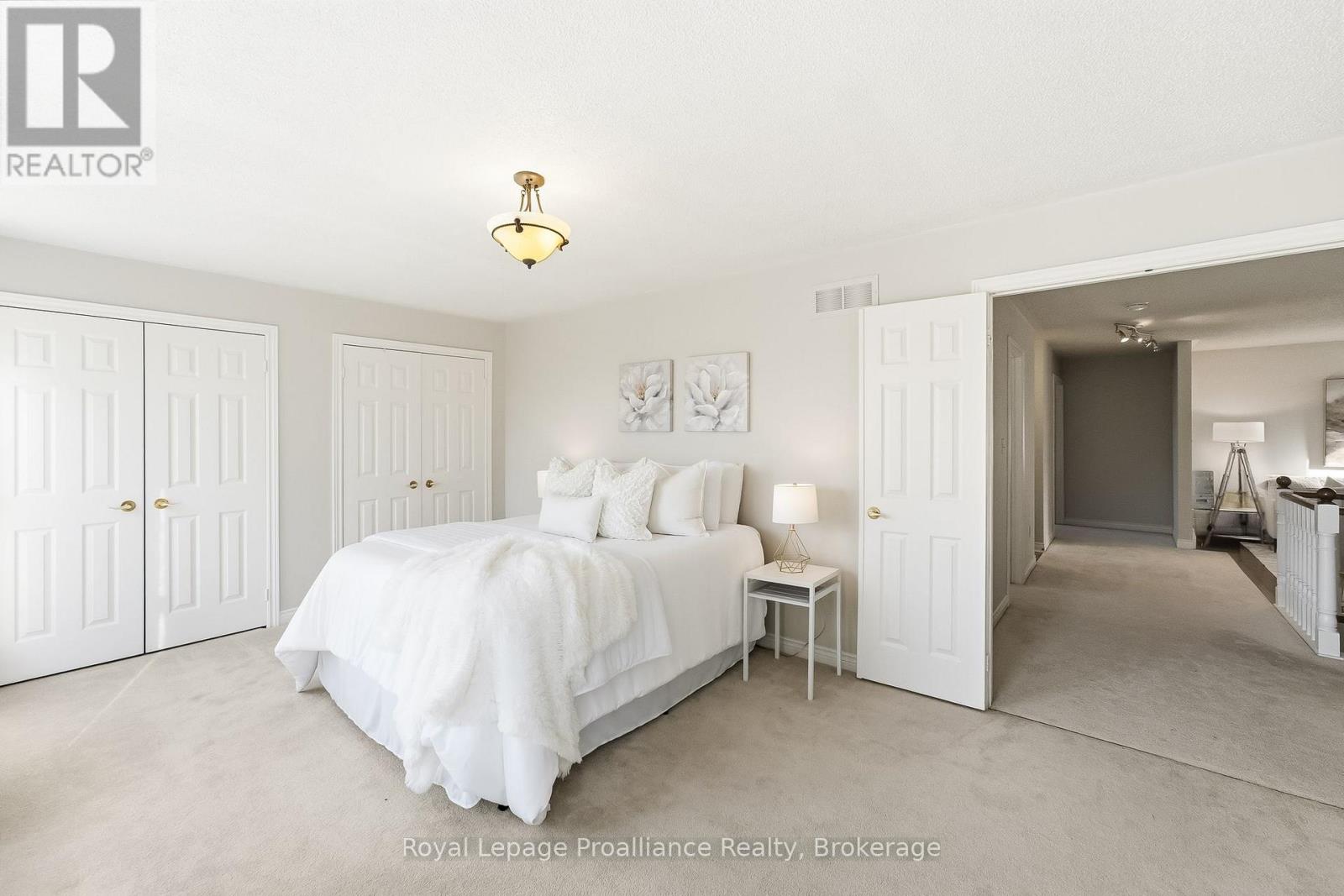 11 GIBSON PLACE - 37