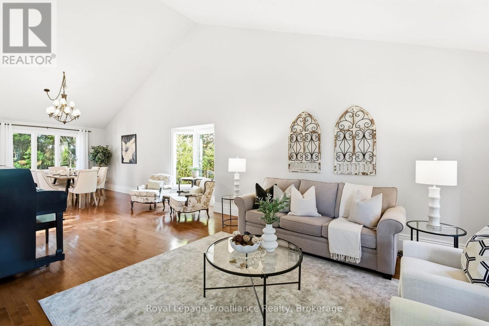 11 GIBSON PLACE - 8
