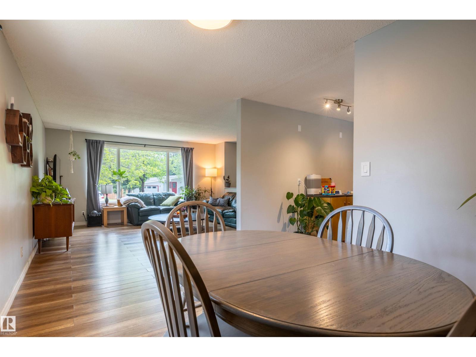 33 ANDREW CR — photo 9