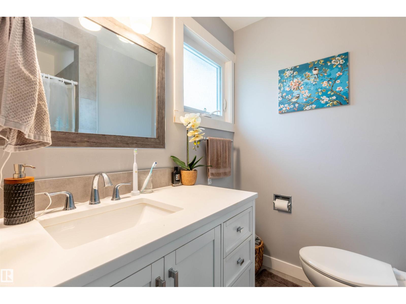 33 ANDREW CR — photo 18