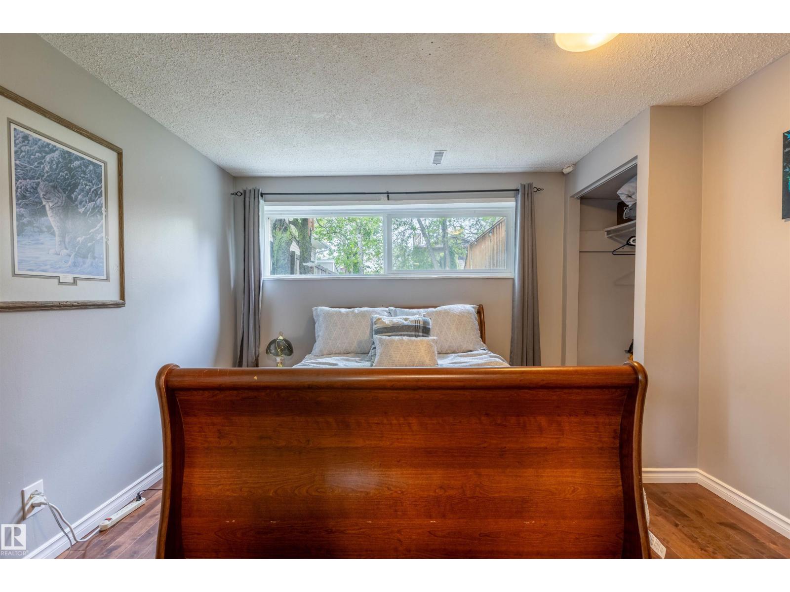 33 ANDREW CR — photo 35
