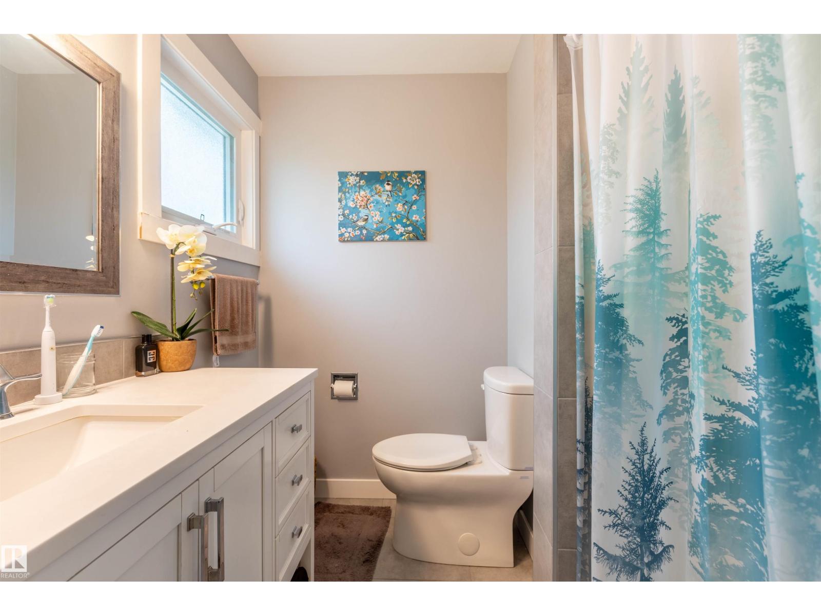 33 ANDREW CR — photo 19