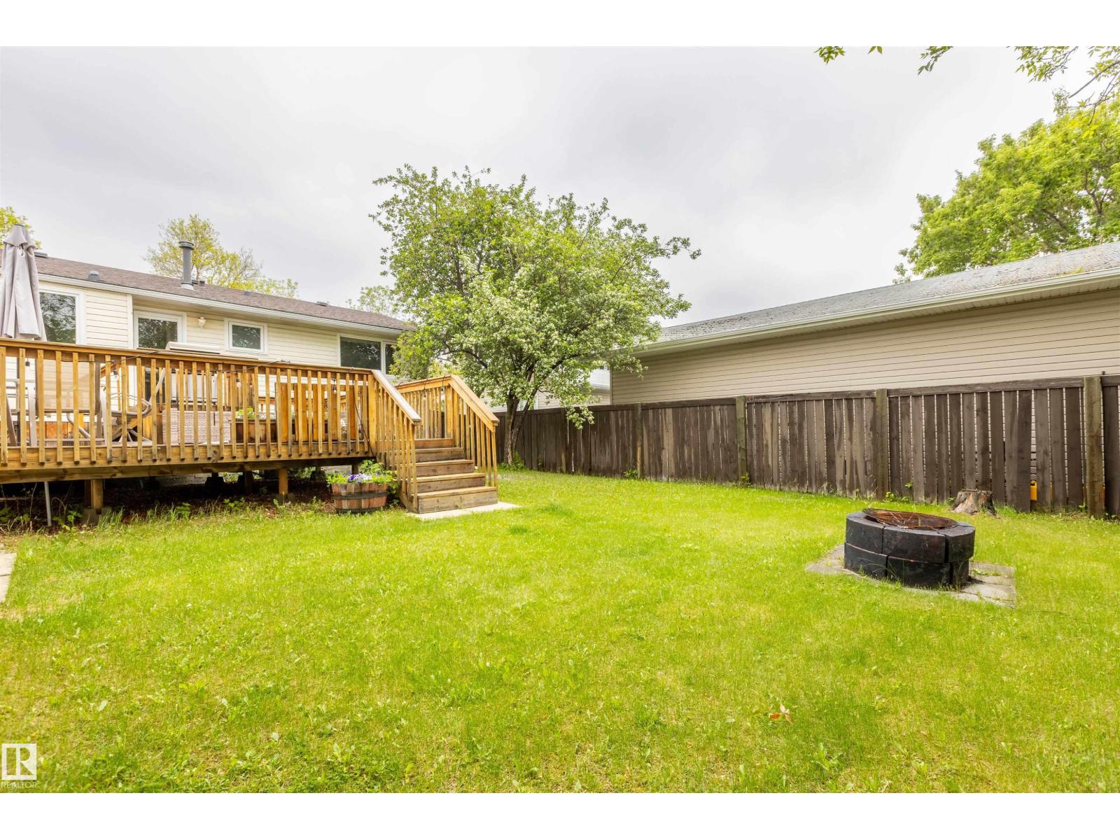 33 ANDREW CR — photo 41