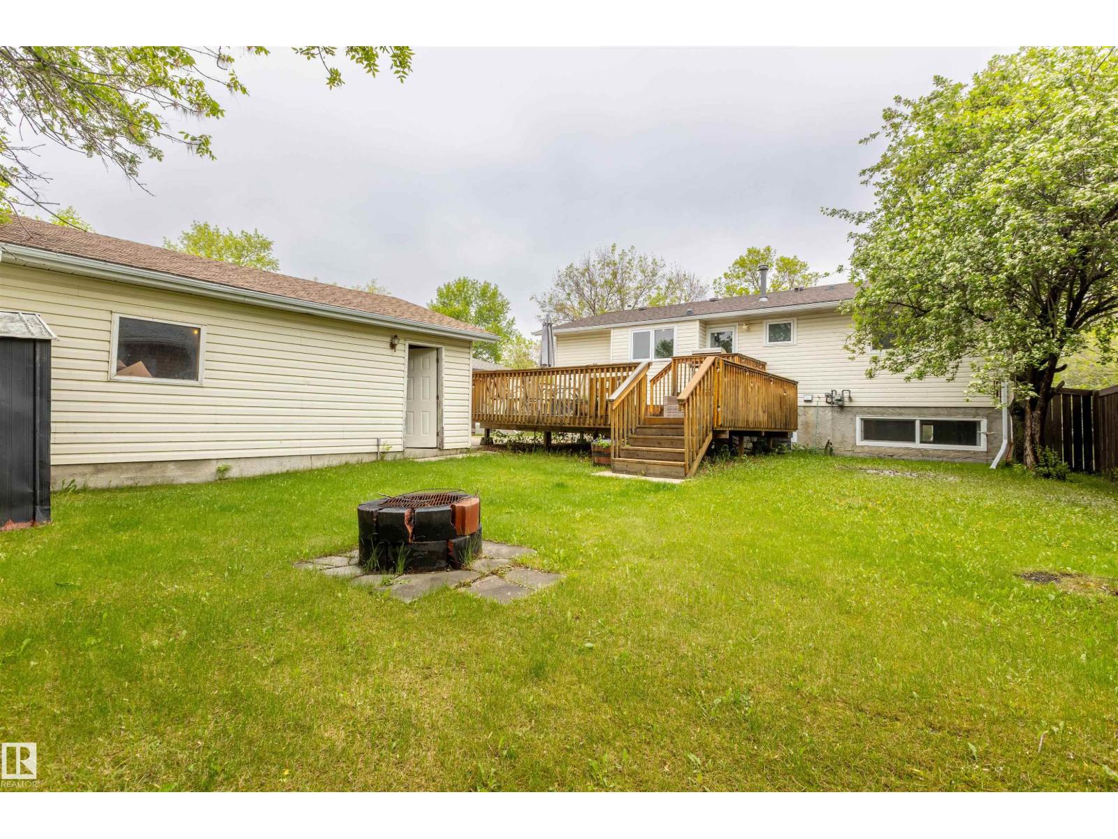 33 ANDREW CR — photo 40