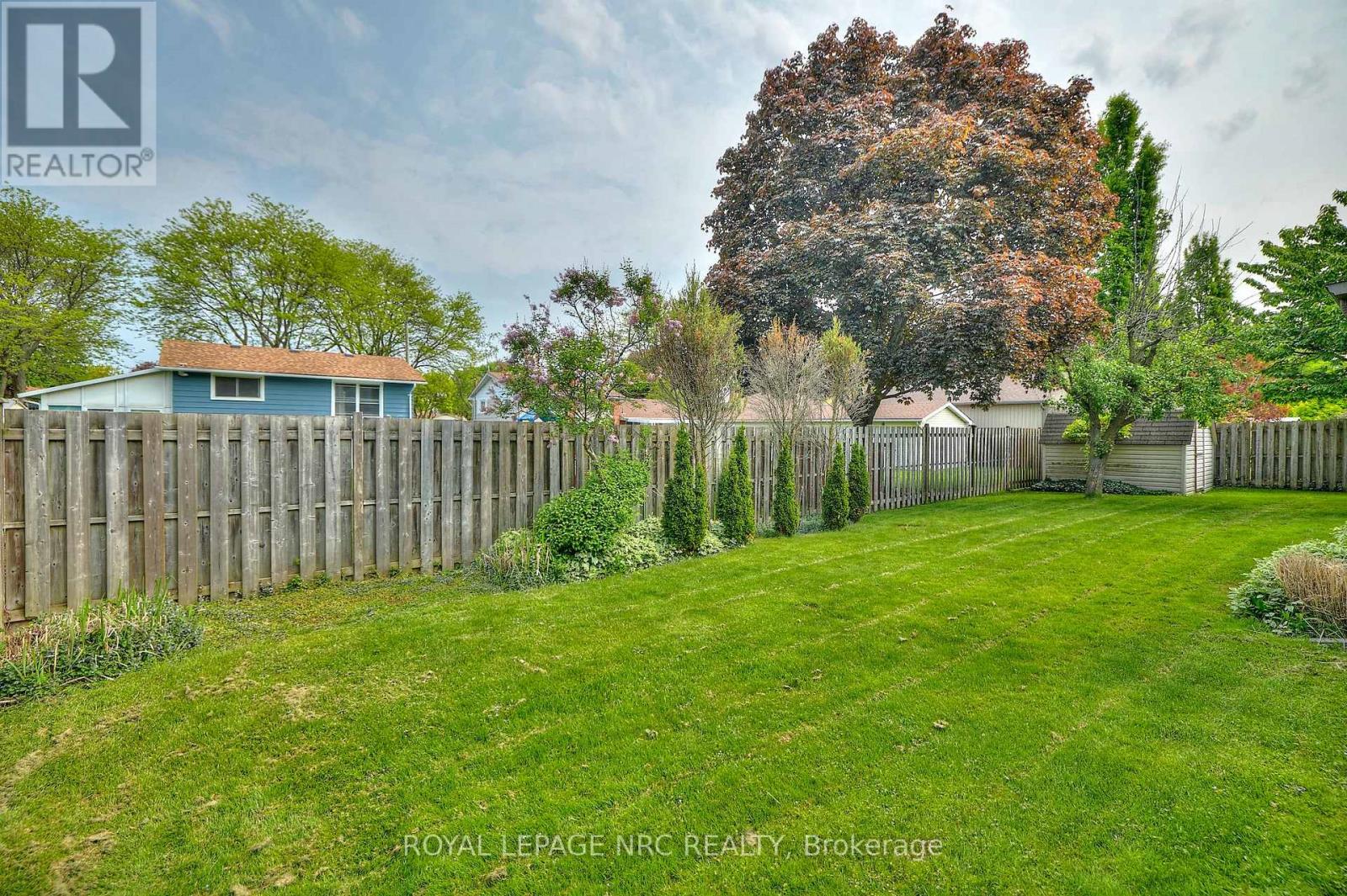 6968 BRIAN CRESCENT - 41