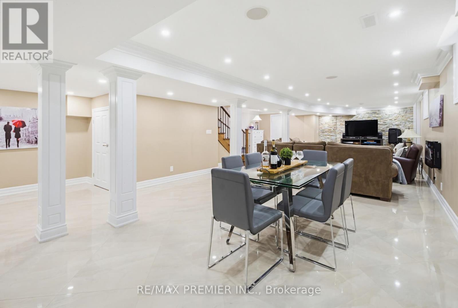 12 ACQUA DRIVE - 39