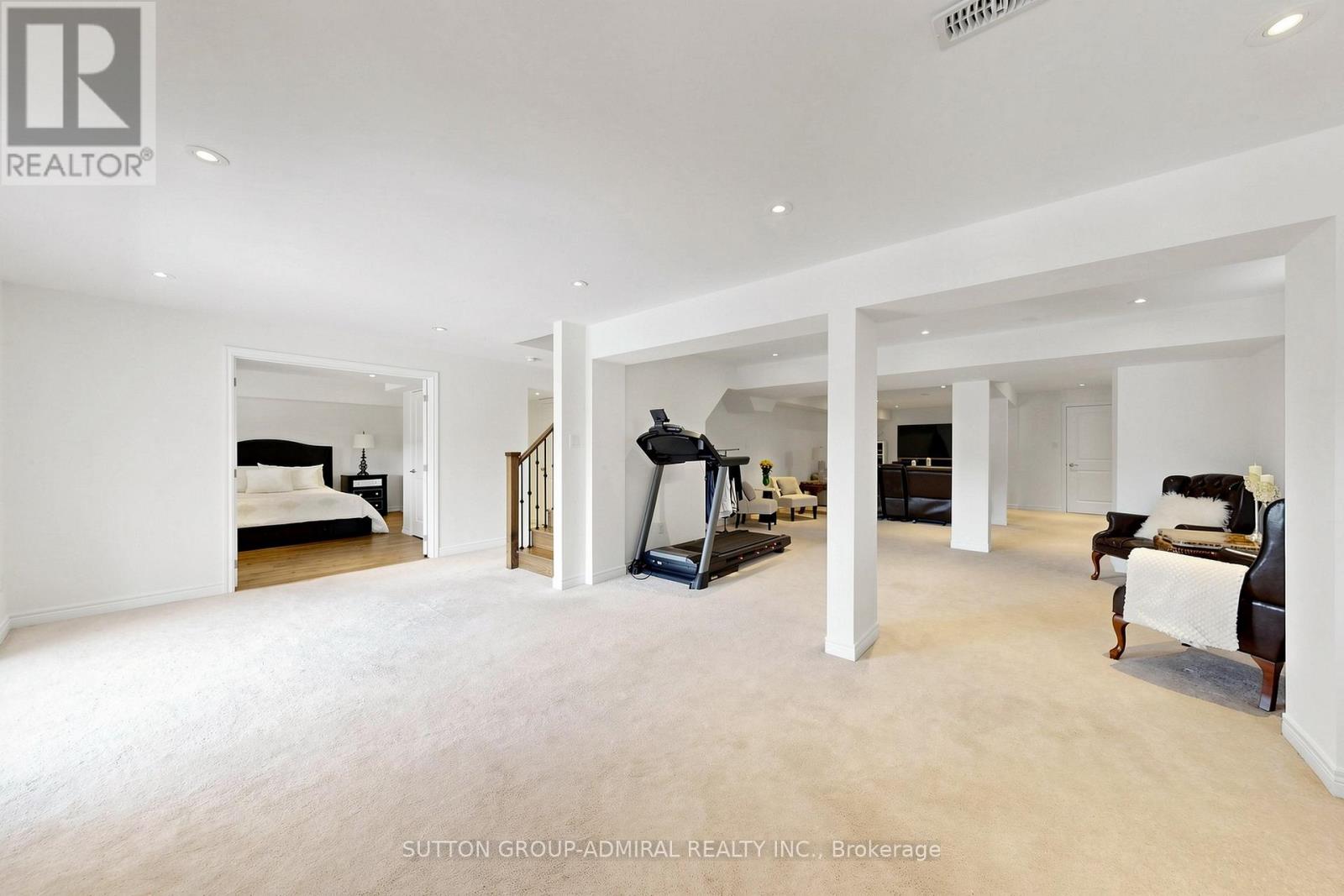 545 CLIFFORD PERRY PLACE - 36