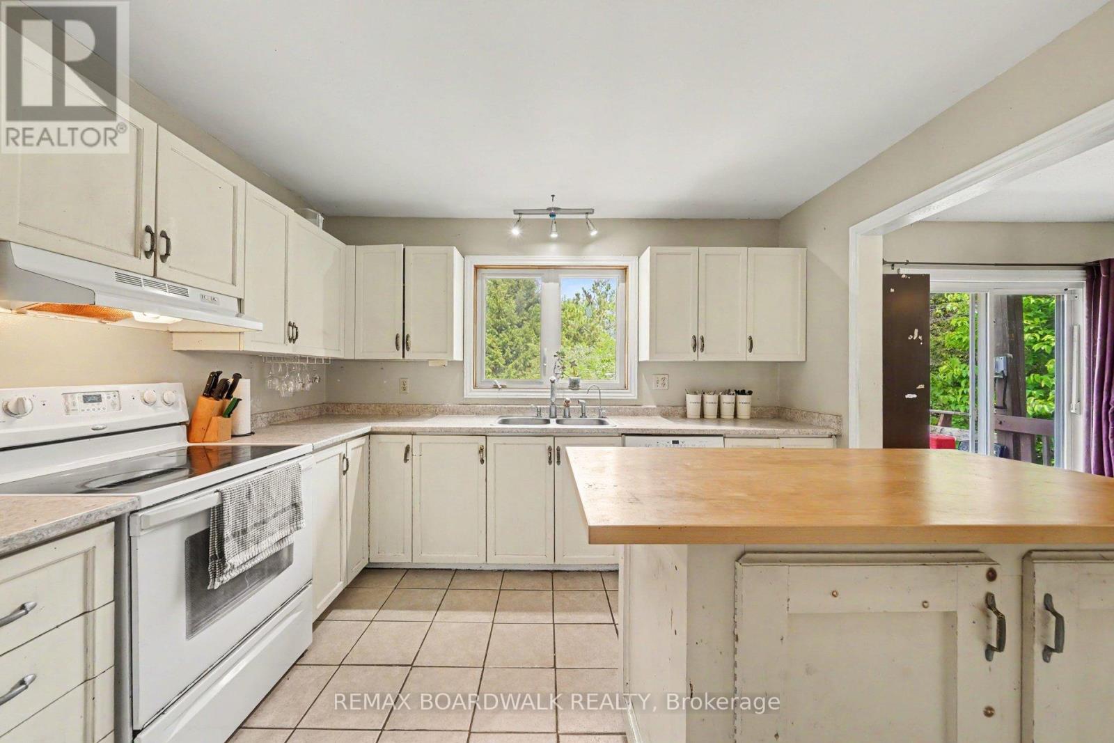 3399 REGBURN DRIVE - 12