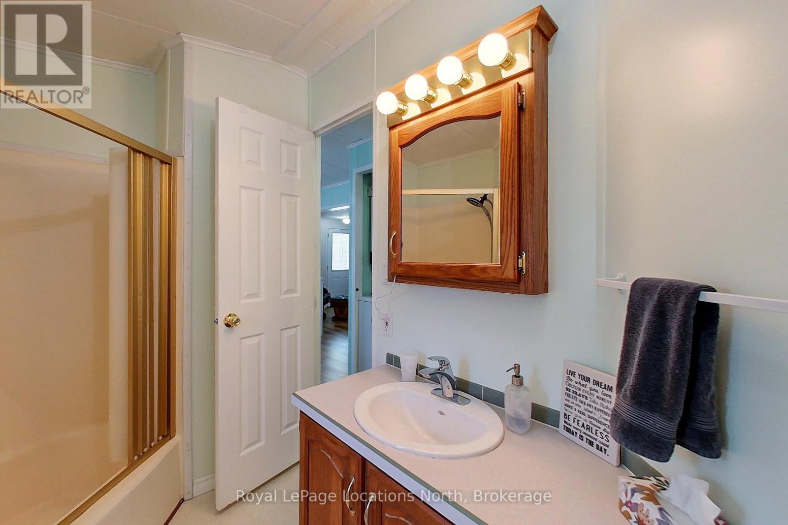 55 TOPAZ STREET - 15