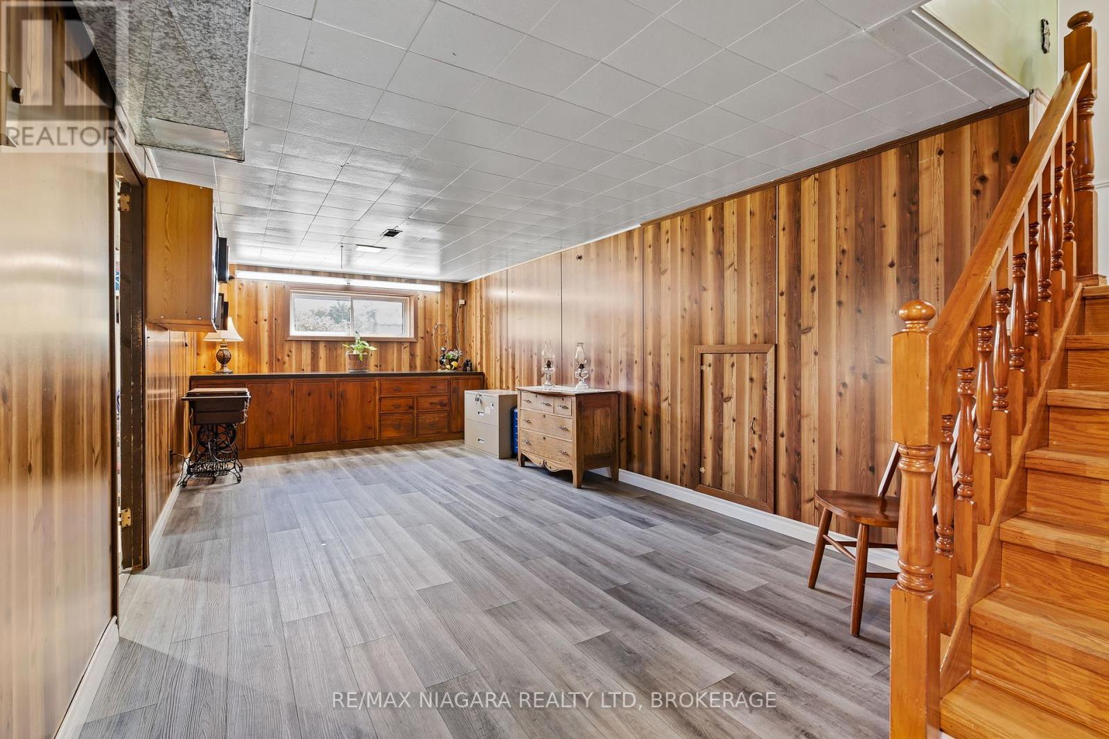 11611 BURNABY ROAD - 19
