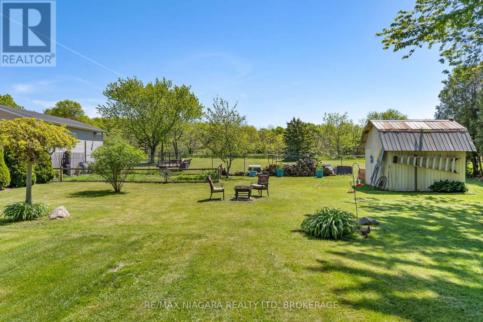 11611 BURNABY ROAD - 30