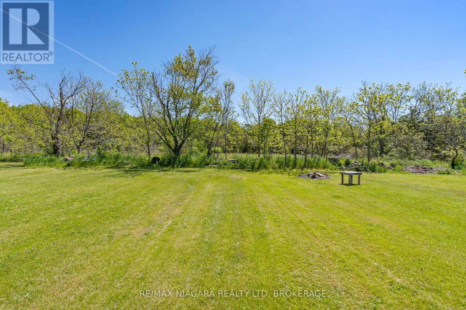 11611 BURNABY ROAD - 34