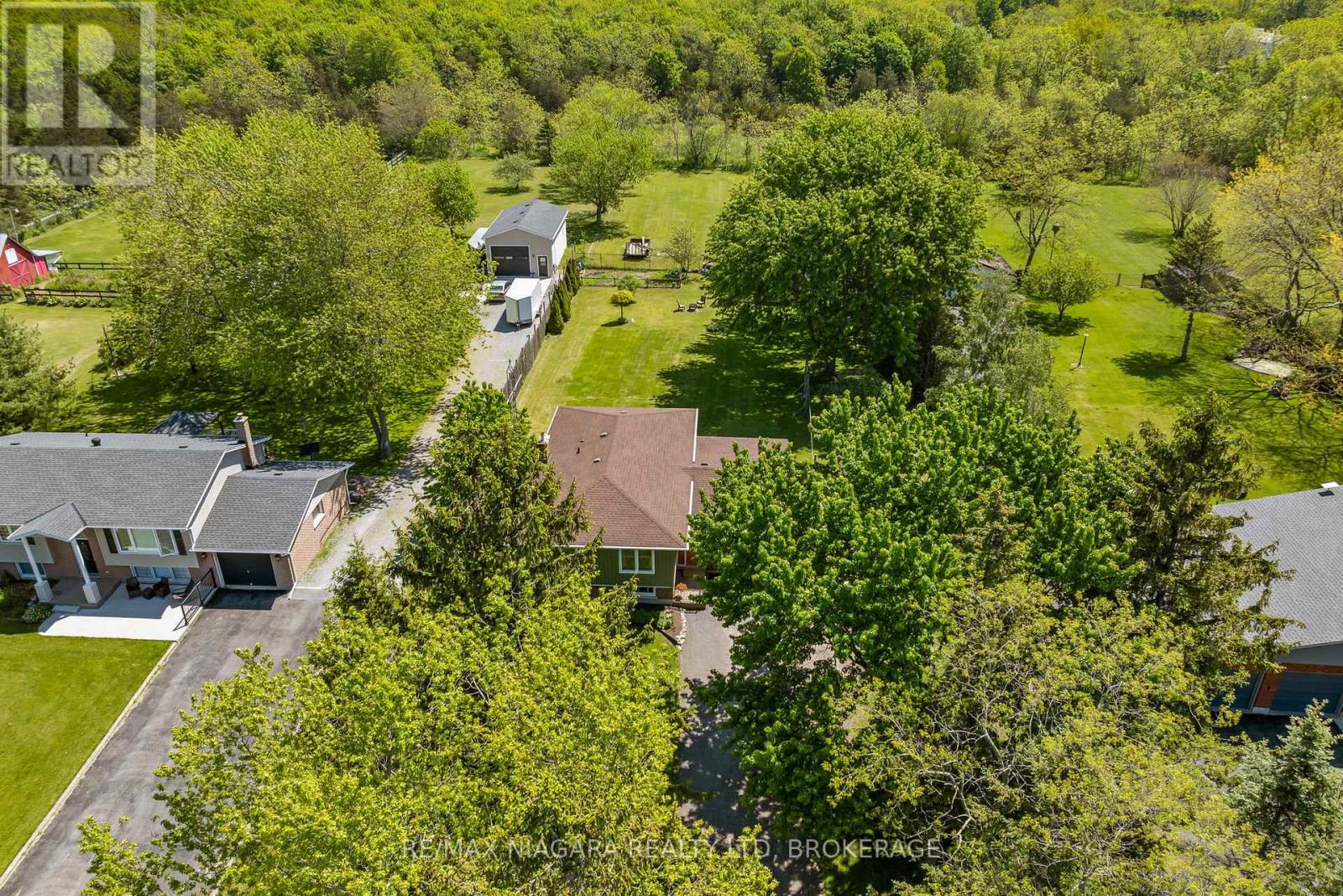 11611 BURNABY ROAD - 35