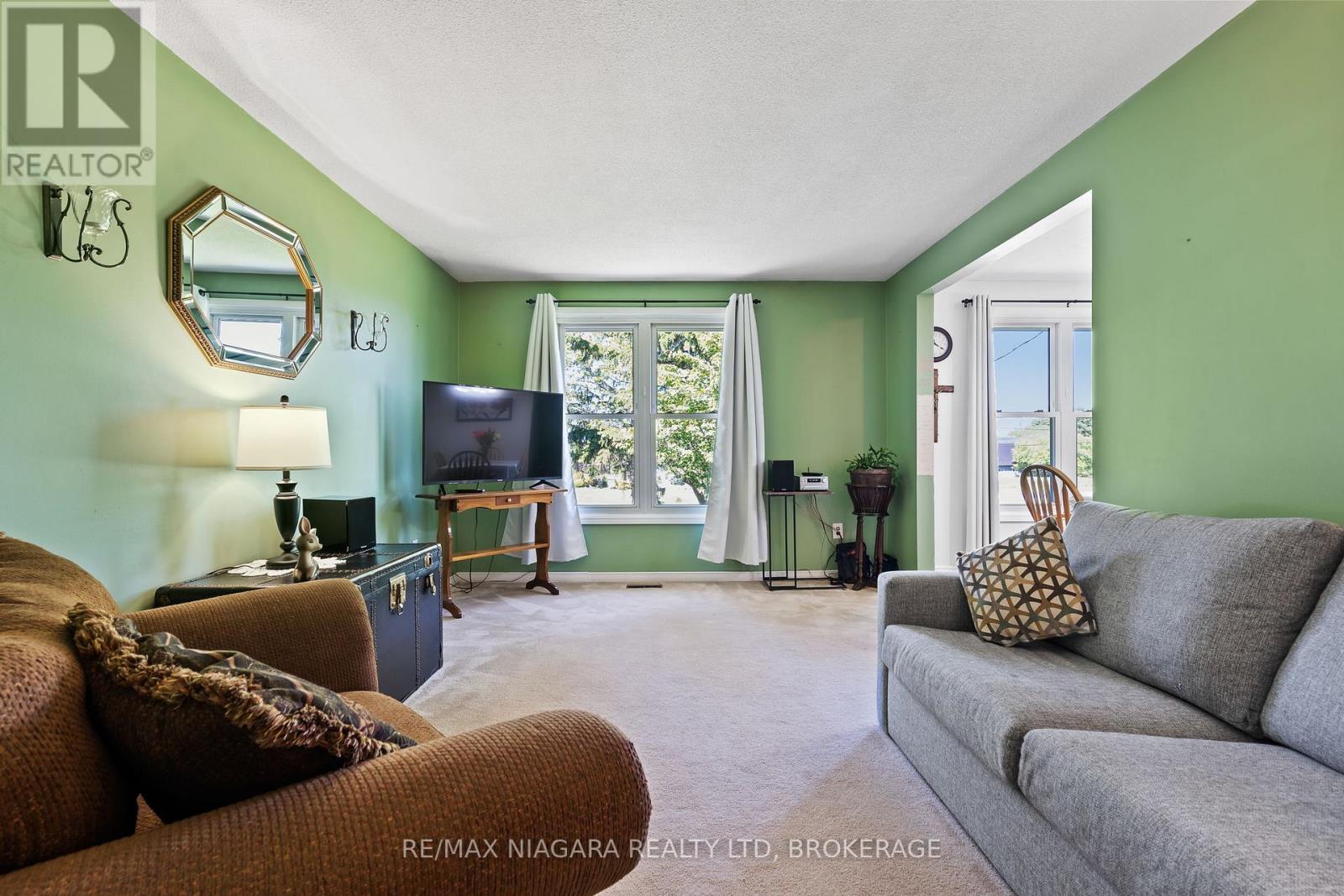 11611 BURNABY ROAD - 7