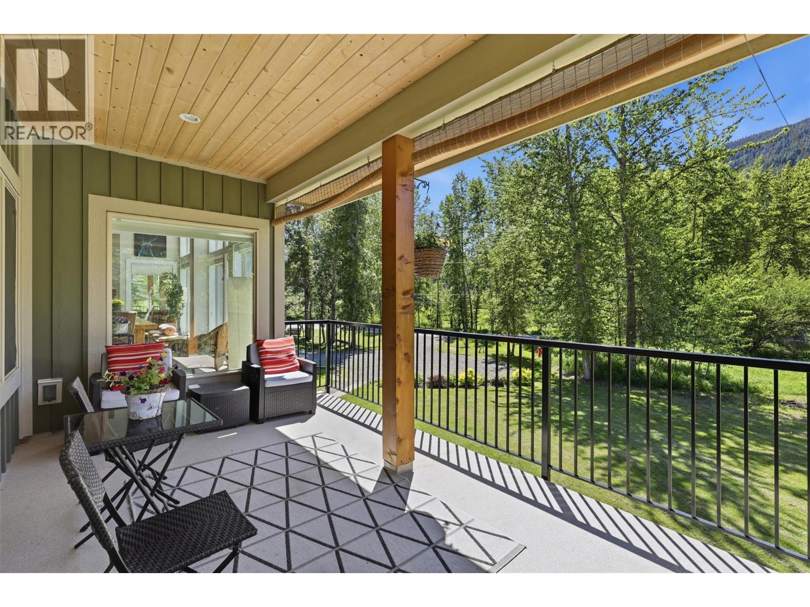 7384 Cahilty Crescent - 26