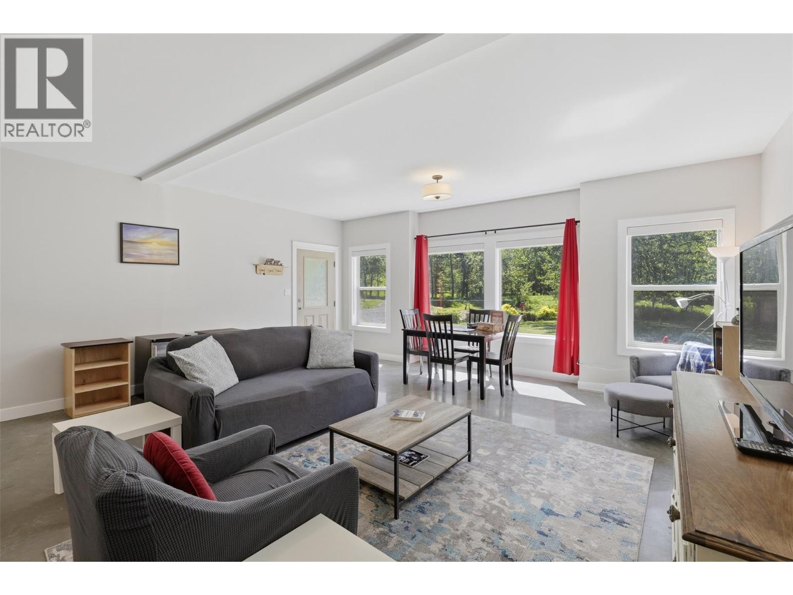 7384 Cahilty Crescent - 47