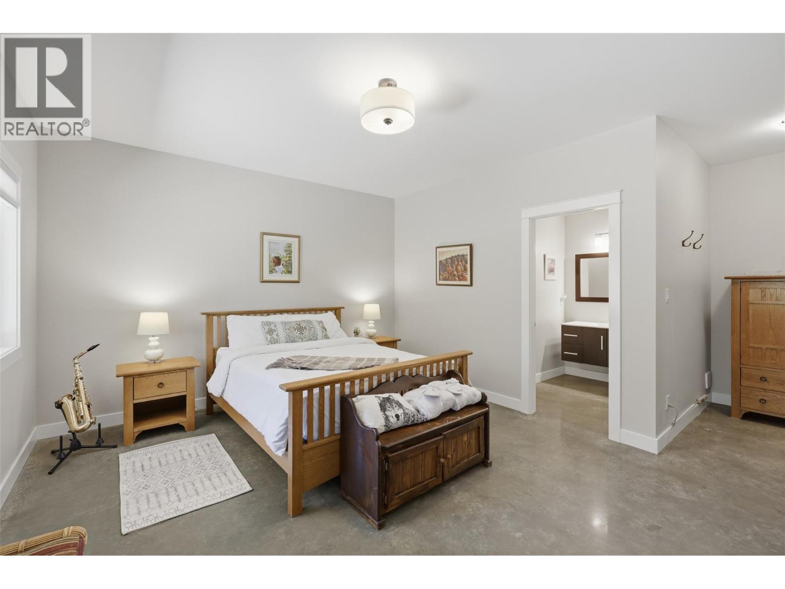 7384 Cahilty Crescent - 50