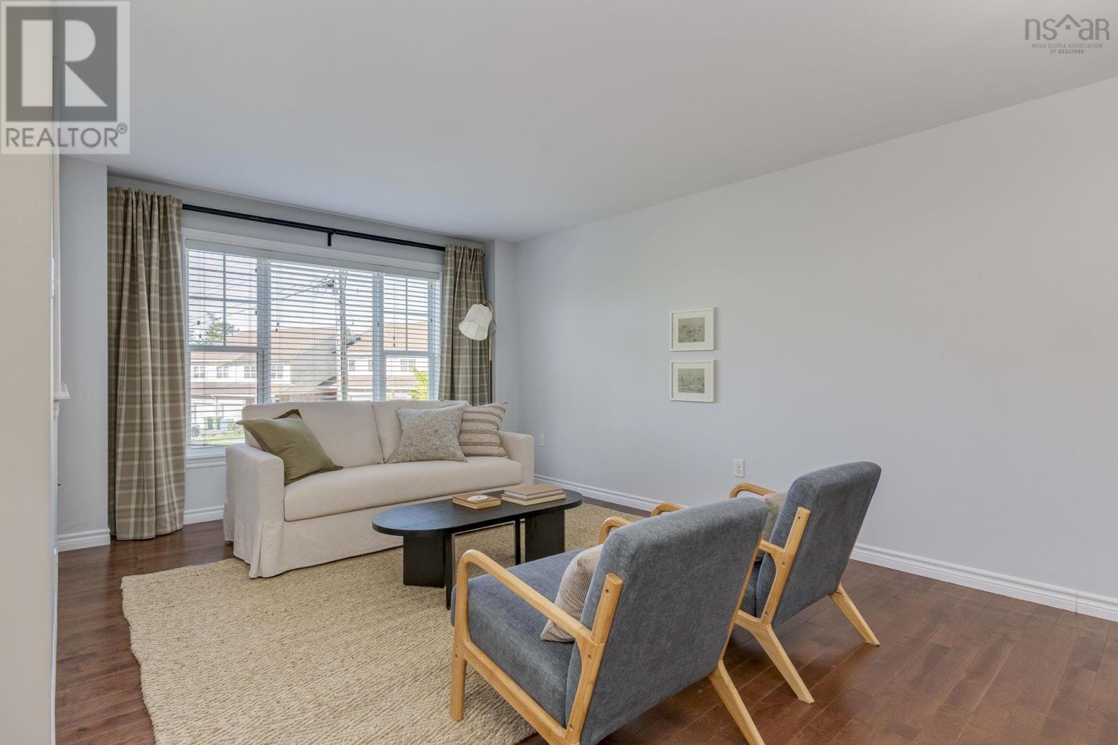 Property 21 of 47 of 79 Collingwood Court