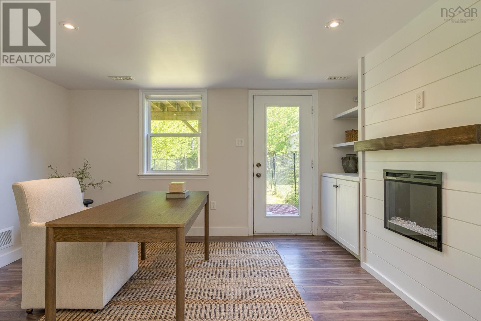 Property 37 of 47 of 79 Collingwood Court